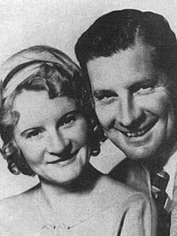Подруга Глэдис Грейс МакКи с мужем Эрвином Годдардом . Фото сделано в 1930 году.