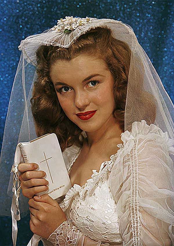Фото Мэрилин Монро. 16 лет. 1942 год. Первый брак.