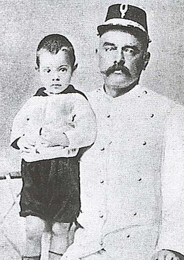 Джон с сыном Норманом 1899 год